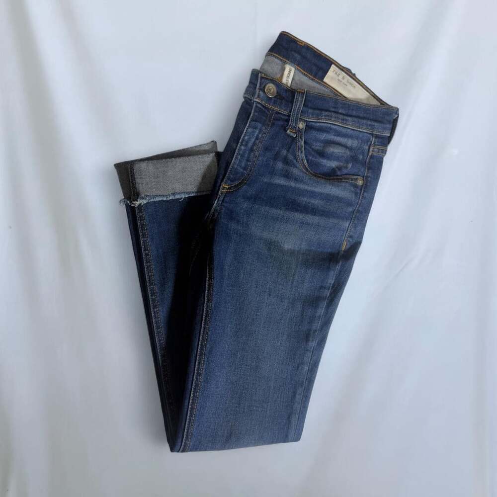 Rag & Bone ankle skinny jeans in size 24. Navy blue denim with high rise and tap
